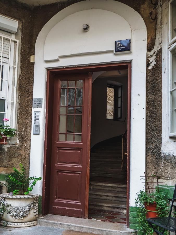 Secret Garden Apartment Zagreb Ngoại thất bức ảnh