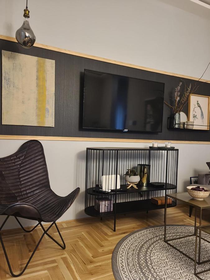 Secret Garden Apartment Zagreb Ngoại thất bức ảnh